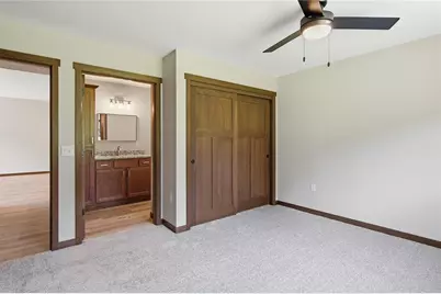 1321 Carpenter Avenue, Eau Claire, WI 54703 - Photo 20