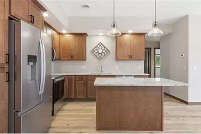 1321 Carpenter Avenue, Eau Claire, WI 54703 - Photo 14