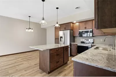 1321 Carpenter Avenue, Eau Claire, WI 54703 - Photo 22