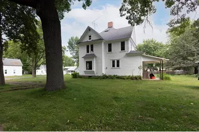 520 12th Street, Menomonie, WI 54751 - Photo 4