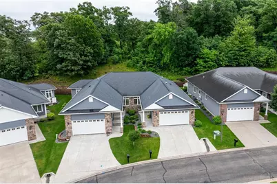 4523 Village Oaks Circle, Eau Claire, WI 54701 - Photo 2