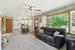 3027 Saturn Ave, Eau Claire, WI 54703 - Photo 4