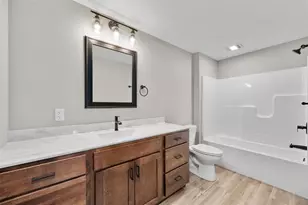 1185 Craven Ct, Eau Claire, WI 54703 - Photo 34