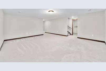 1185 Craven Court, Eau Claire, WI 54703 - Photo 30