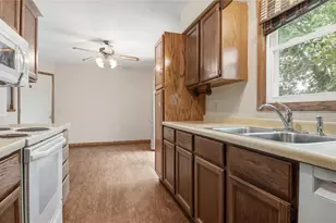 1413 Raedel Rd, Eau Claire, WI 54703 - Photo 12