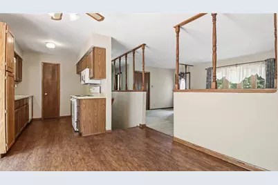 1413 Raedel Road, Eau Claire, WI 54703 - Photo 10