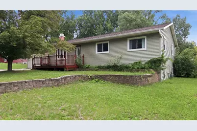 1413 Raedel Road, Eau Claire, WI 54703 - Photo 2