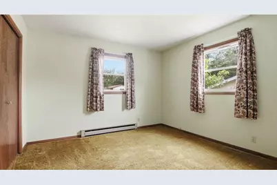 1413 Raedel Road, Eau Claire, WI 54703 - Photo 14