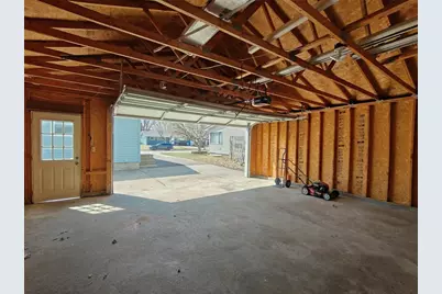 2212 Bartlett Avenue, Altoona, WI 54720 - Photo 24