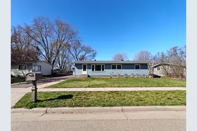 2212 Bartlett Avenue, Altoona, WI 54720 - Photo 2