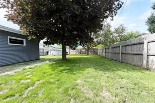 611 W Eau Claire St, Rice Lake, WI 54868 - Photo 30