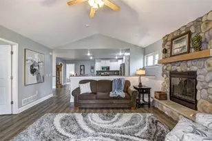 5116 Renee Ct, Eau Claire, WI 54703 - Photo 4