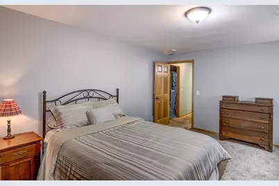 5116 Renee Court #9, Eau Claire, WI 54703 - Photo 24