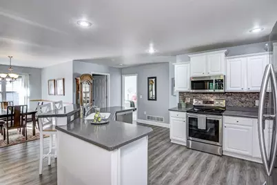 5116 Renee Court #9, Eau Claire, WI 54703 - Photo 10
