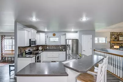 5116 Renee Court #9, Eau Claire, WI 54703 - Photo 8