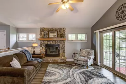 5116 Renee Court #9, Eau Claire, WI 54703 - Photo 2