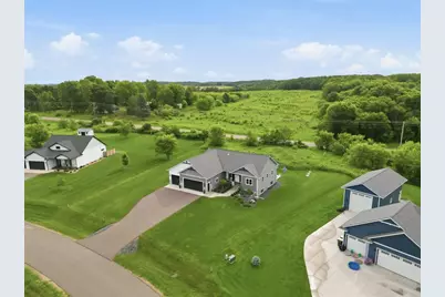 8777 S Cottonwood Circle, Eau Claire, WI 54701 - Photo 38