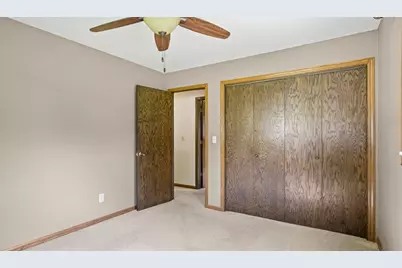 1811 Grandview Drive, Eau Claire, WI 54703 - Photo 34