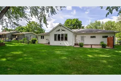 1811 Grandview Drive, Eau Claire, WI 54703 - Photo 16