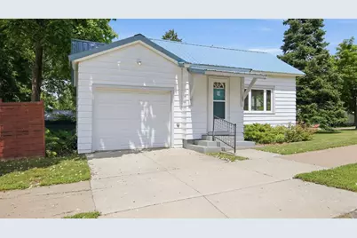 222 E Grand Avenue, Chippewa Falls, WI 54729 - Photo 1