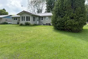 706 Eastwood St, Withee, WI 54498 - Photo 4
