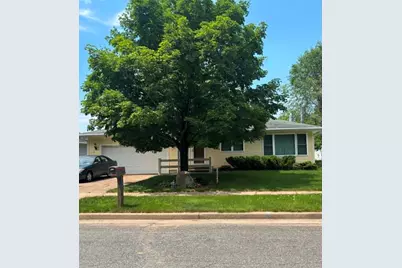 2944 Saturn Avenue, Eau Claire, WI 54703 - Photo 1