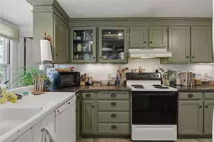 1001 13th St, Menomonie, WI 54751 - Photo 2
