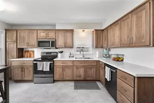 1414 Drummond St, Eau Claire, WI 54701 - Photo 16