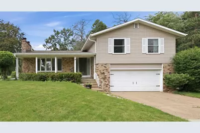 212 Country Club Lane, Altoona, WI 54720 - Photo 1