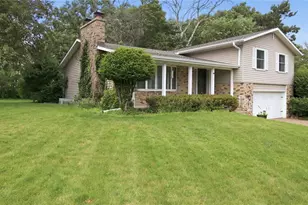 212 Country Club Ln, Altoona, WI 54720 - Photo 2