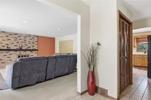 212 Country Club Ln, Altoona, WI 54720 - Photo 4