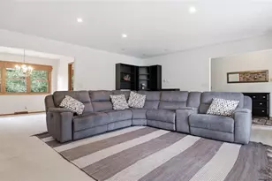 212 Country Club Ln, Altoona, WI 54720 - Photo 6