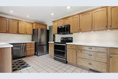 212 Country Club Lane, Altoona, WI 54720 - Photo 10