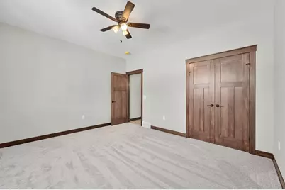 1173 Craven Court, Eau Claire, WI 54703 - Photo 6