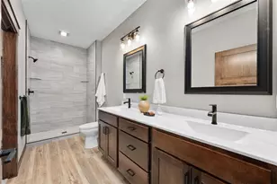 1137 Craven Ct, Eau Claire, WI 54703 - Photo 24