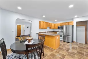 2129 E Lexington Blvd, Eau Claire, WI 54701 - Photo 8