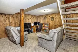 315 Clifton St, Black River Falls, WI 54615 - Photo 10