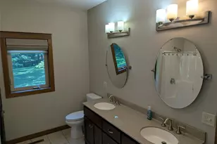 5437 Benjamin St, Eau Claire, WI 54703 - Photo 12