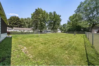 637 Harding Street, Chippewa Falls, WI 54729 - Photo 10