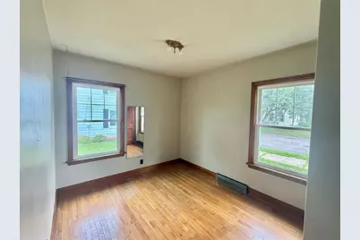 24 S Grove Street, Chippewa Falls, WI 54729 - Photo 10