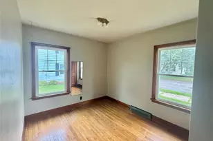 24 S Grove St, Chippewa Falls, WI 54729 - Photo 10