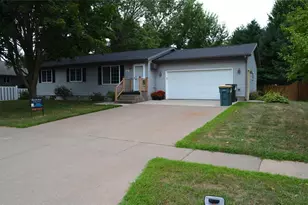 1504 Winchester Way, Altoona, WI 54720 - Photo 2
