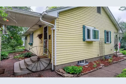 422 W Central, Chippewa Falls, WI 54729 - Photo 6