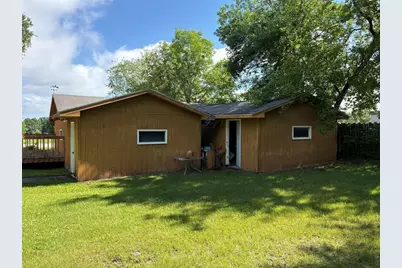 800 W Main Avenue, Wheeler, WI 54772 - Photo 4