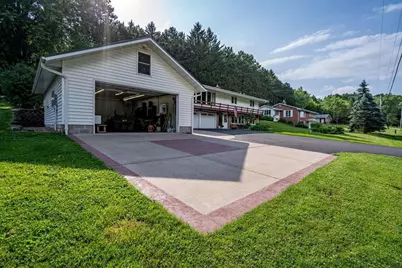 1909 W Menomonie Street, Eau Claire, WI 54703 - Photo 2