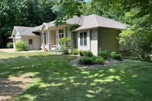 228 Oak Knoll Dr, Chippewa Falls, WI 54729 - Photo 2