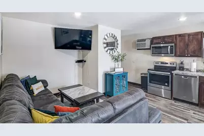 515 Putnam Street, Eau Claire, WI 54703 - Photo 6
