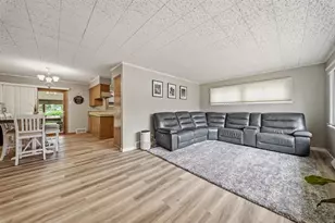 1602 Drury Ct, Eau Claire, WI 54703 - Photo 14