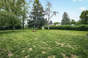 1602 Drury Ct, Eau Claire, WI 54703 - Photo 10