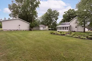 2216 3rd St, Menomonie, WI 54751 - Photo 10